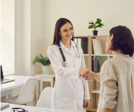 CUIDADORES Y EQUIPO MÉDICO